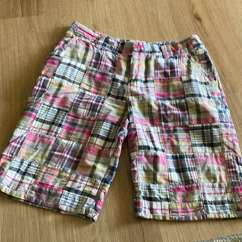 Plaid Bermuda shorts size 4